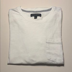 Banana Republic White T-Shirt with Grey Stitching